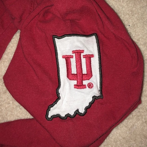 Long sleeved Indiana University shirt - Picture 4 of 4